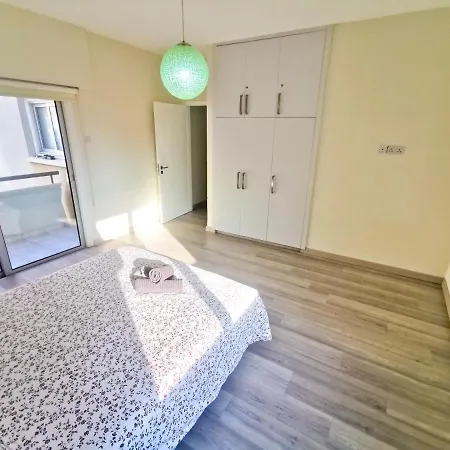 Beach-a-holic Apartment, 2 Min Distance From Marina Appartement *
